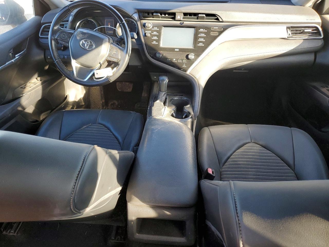 2020 TOYOTA CAMRY