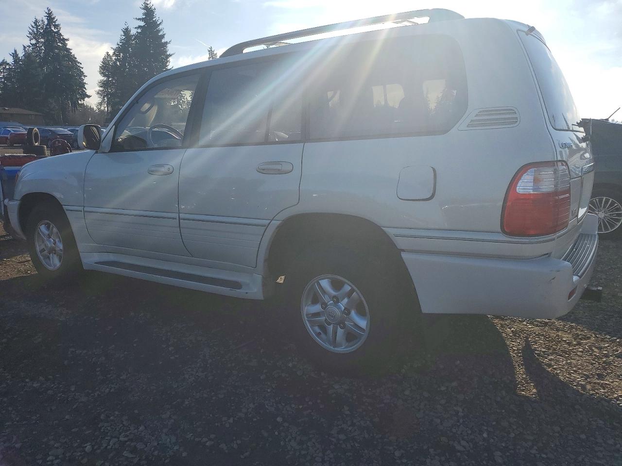 2000 LEXUS LX470
