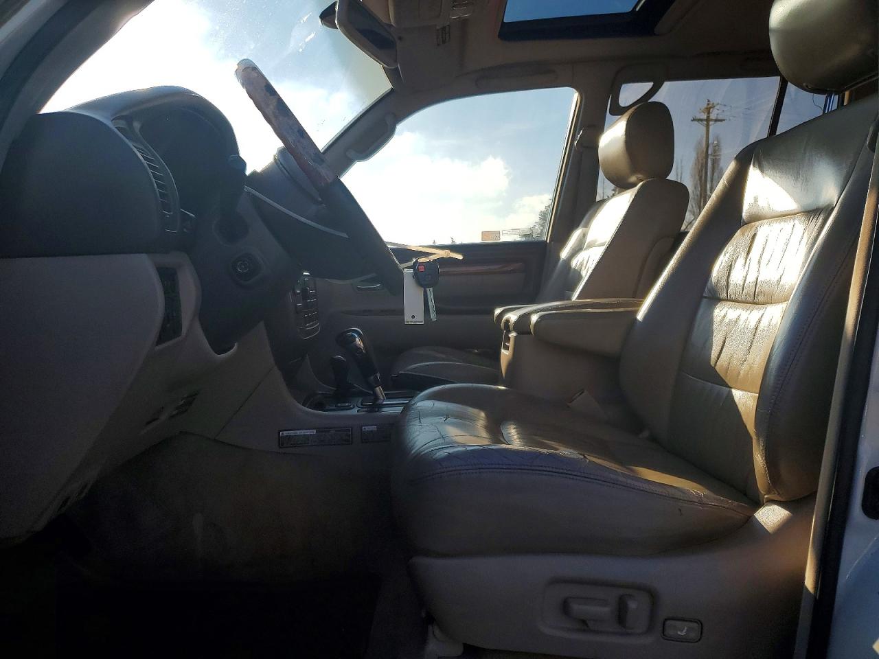 2000 LEXUS LX470