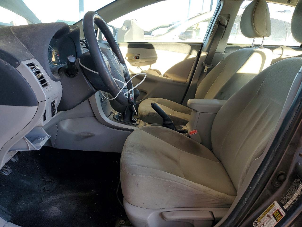 2013 TOYOTA COROLLA