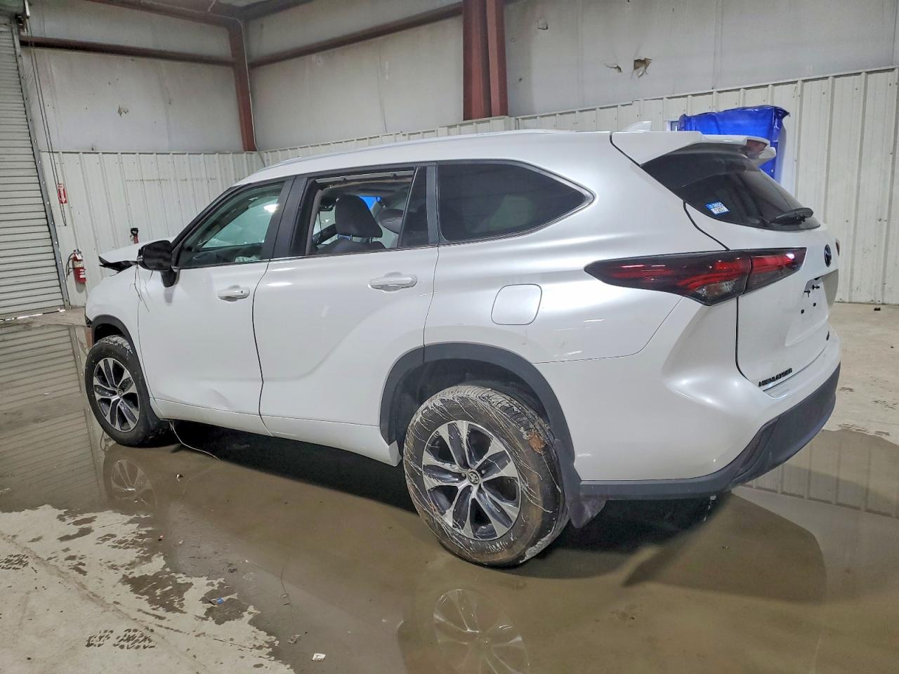 2024 TOYOTA HIGHLANDER