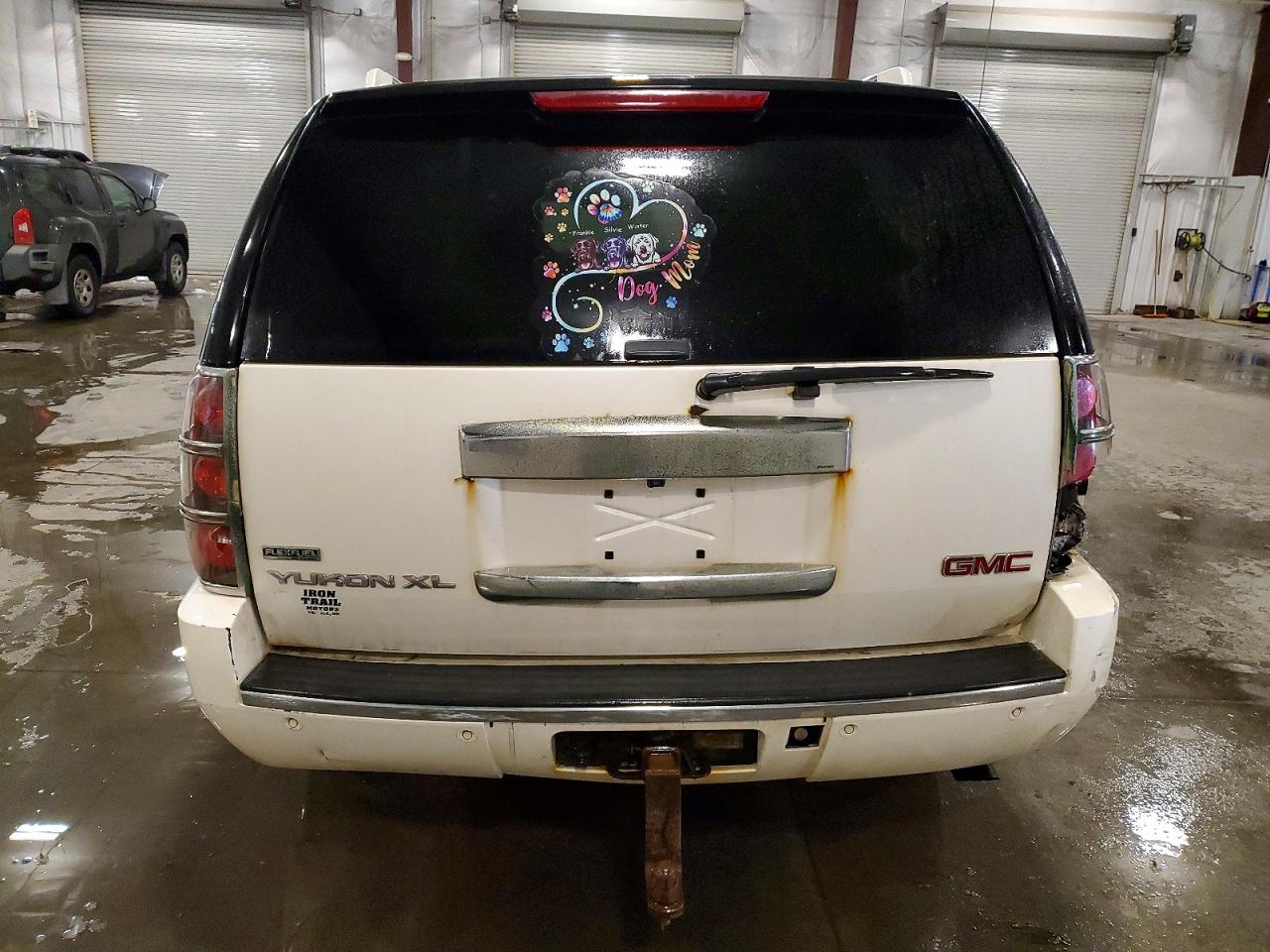2012 GMC YUKON