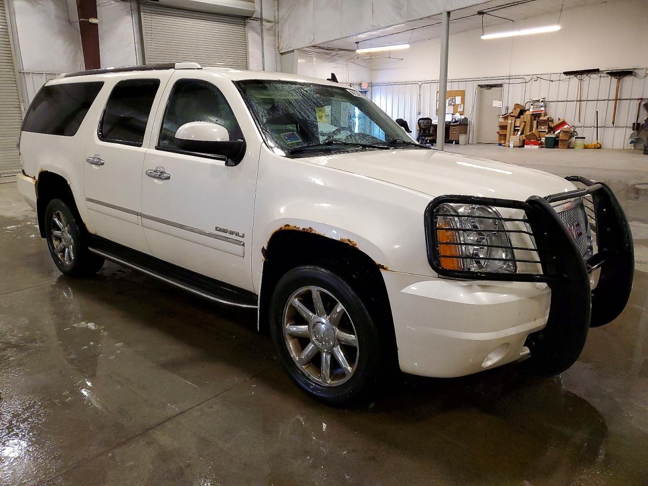 2012 GMC YUKON