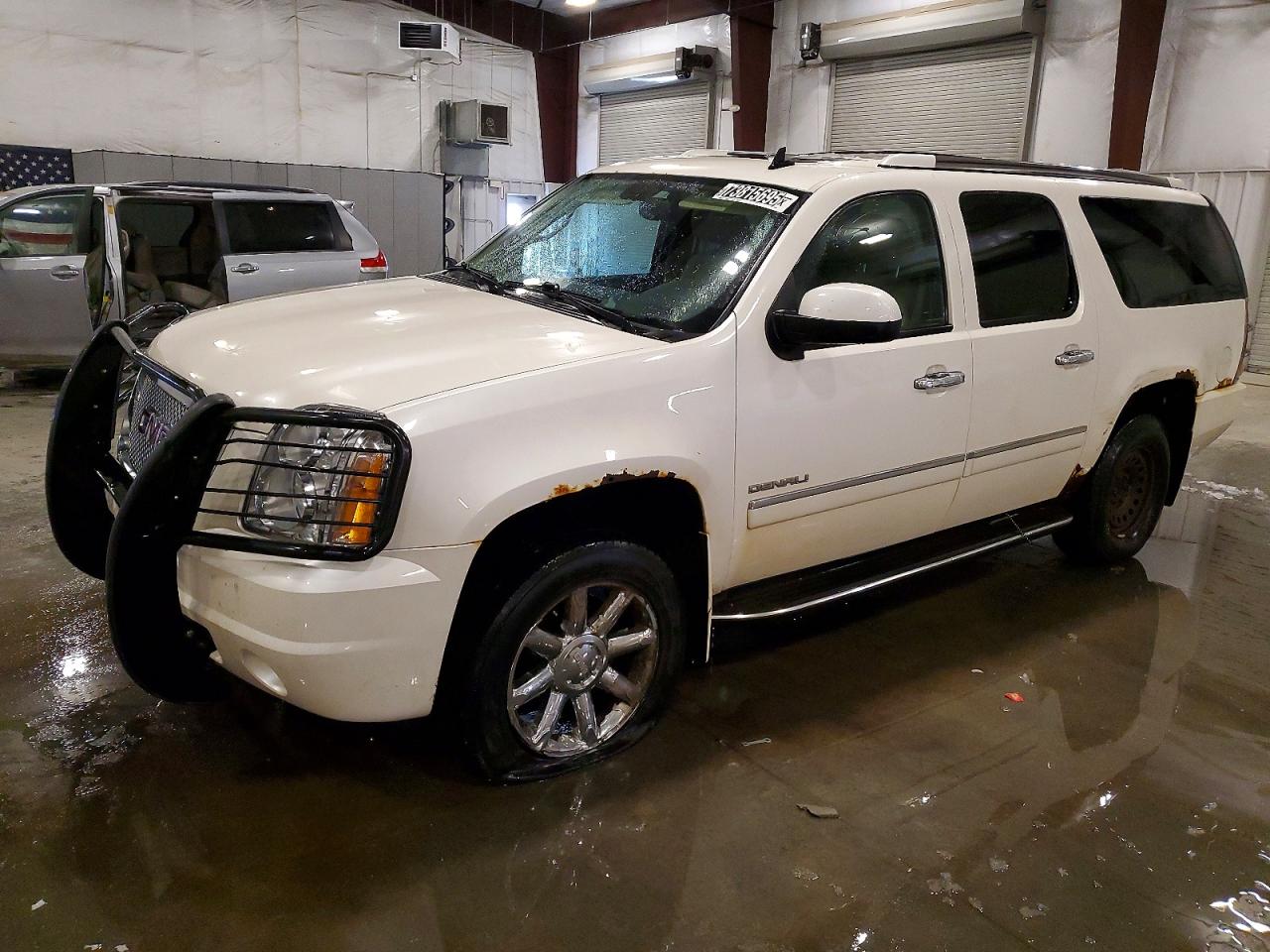 2012 GMC YUKON