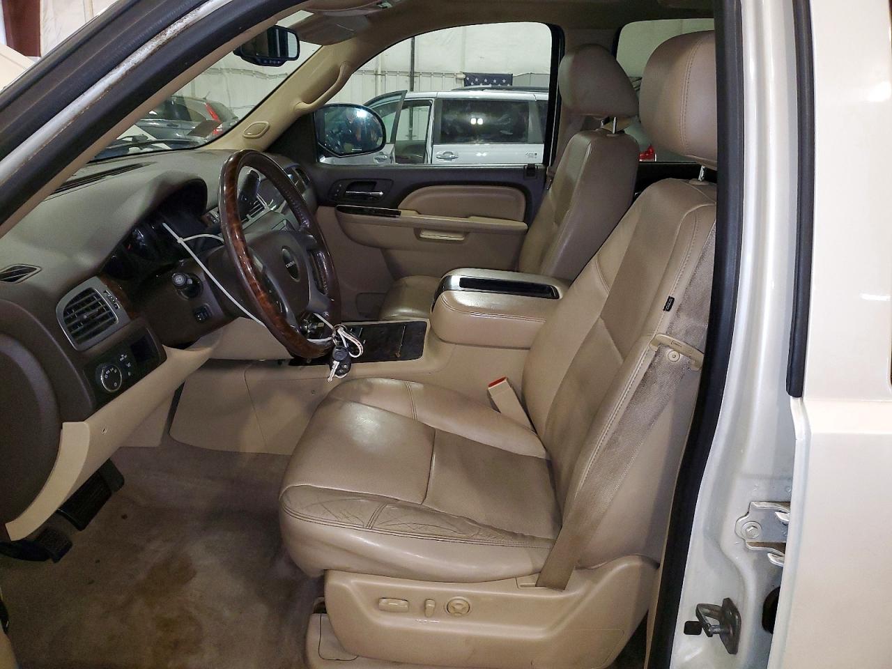 2012 GMC YUKON