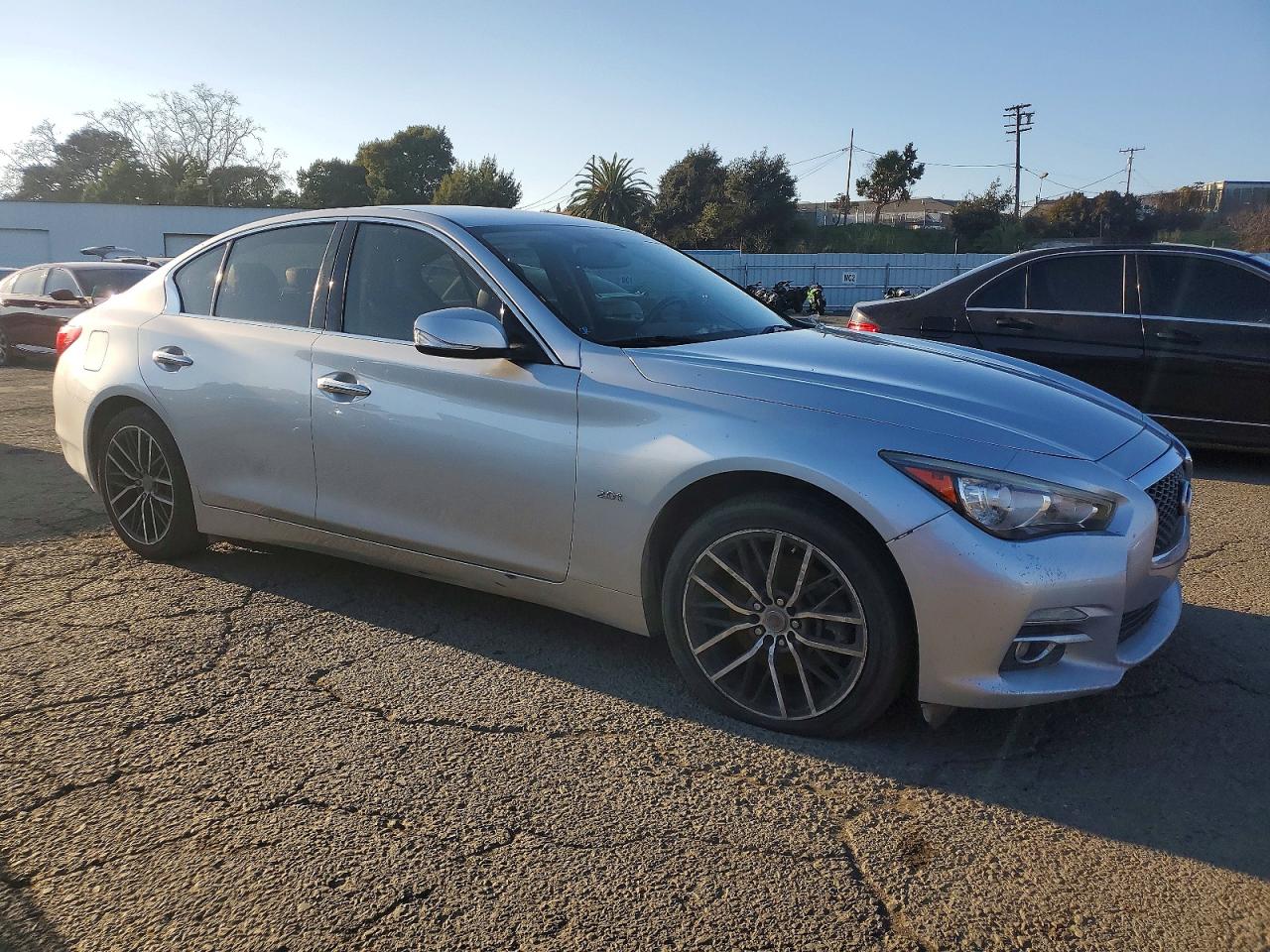 2017 INFINITI Q50