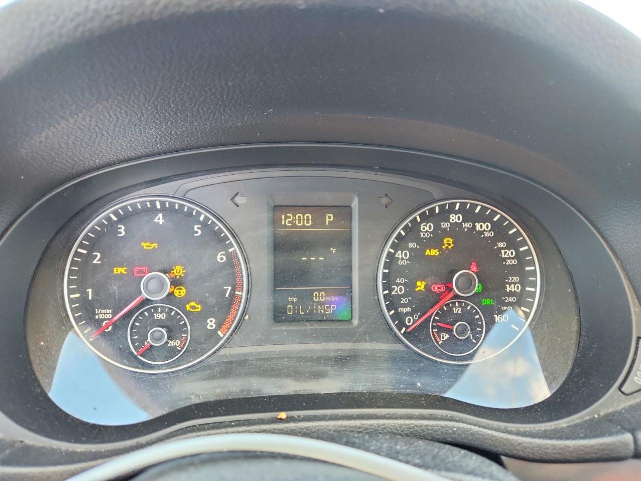2015 VOLKSWAGEN PASSAT