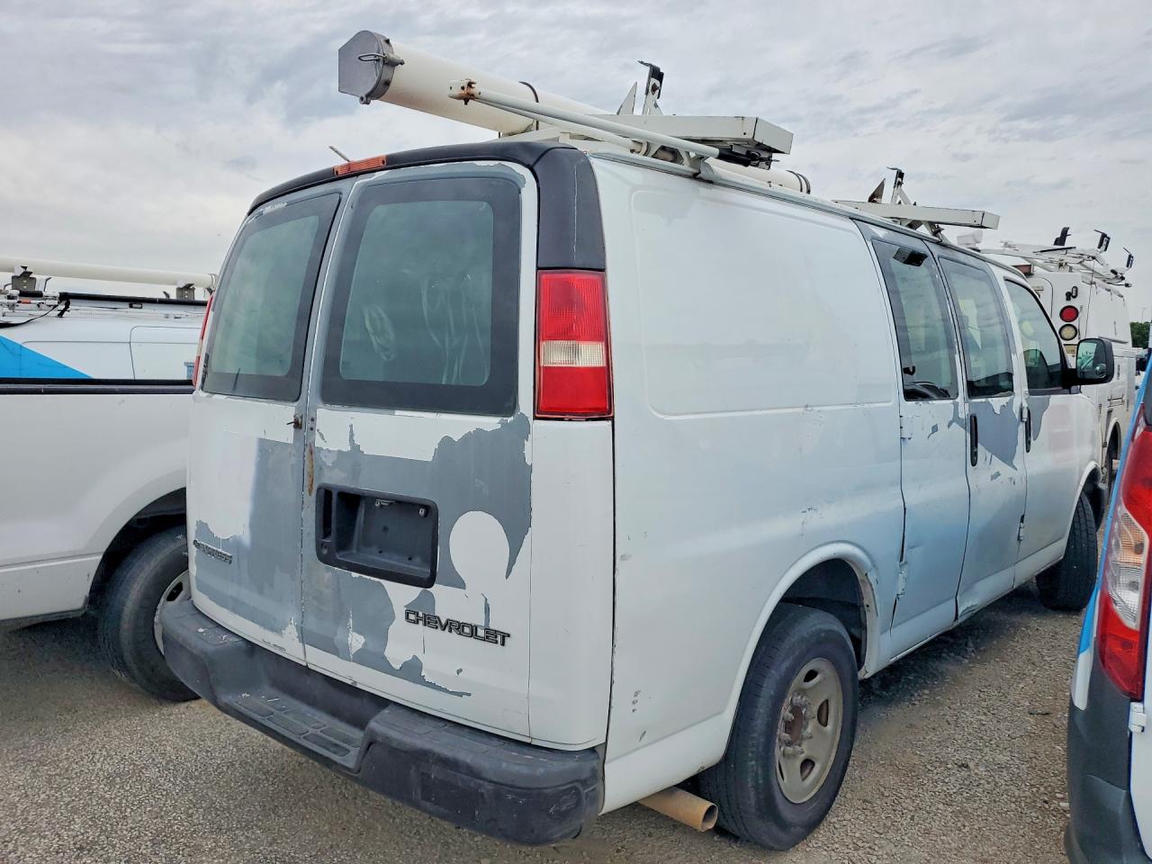 2006 CHEVROLET EXPRESS