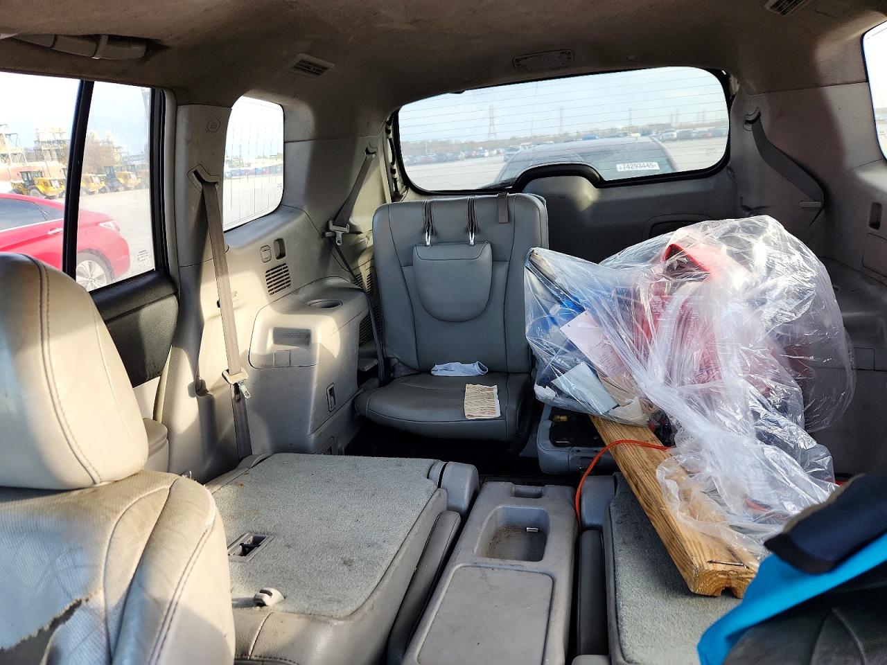 2011 TOYOTA HIGHLANDER