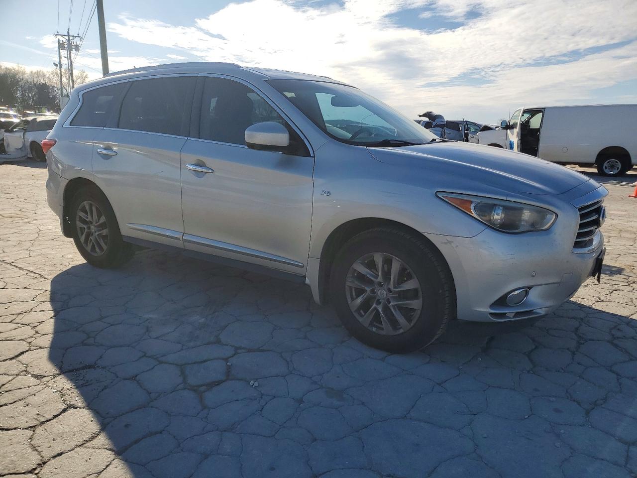 2015 INFINITI QX60