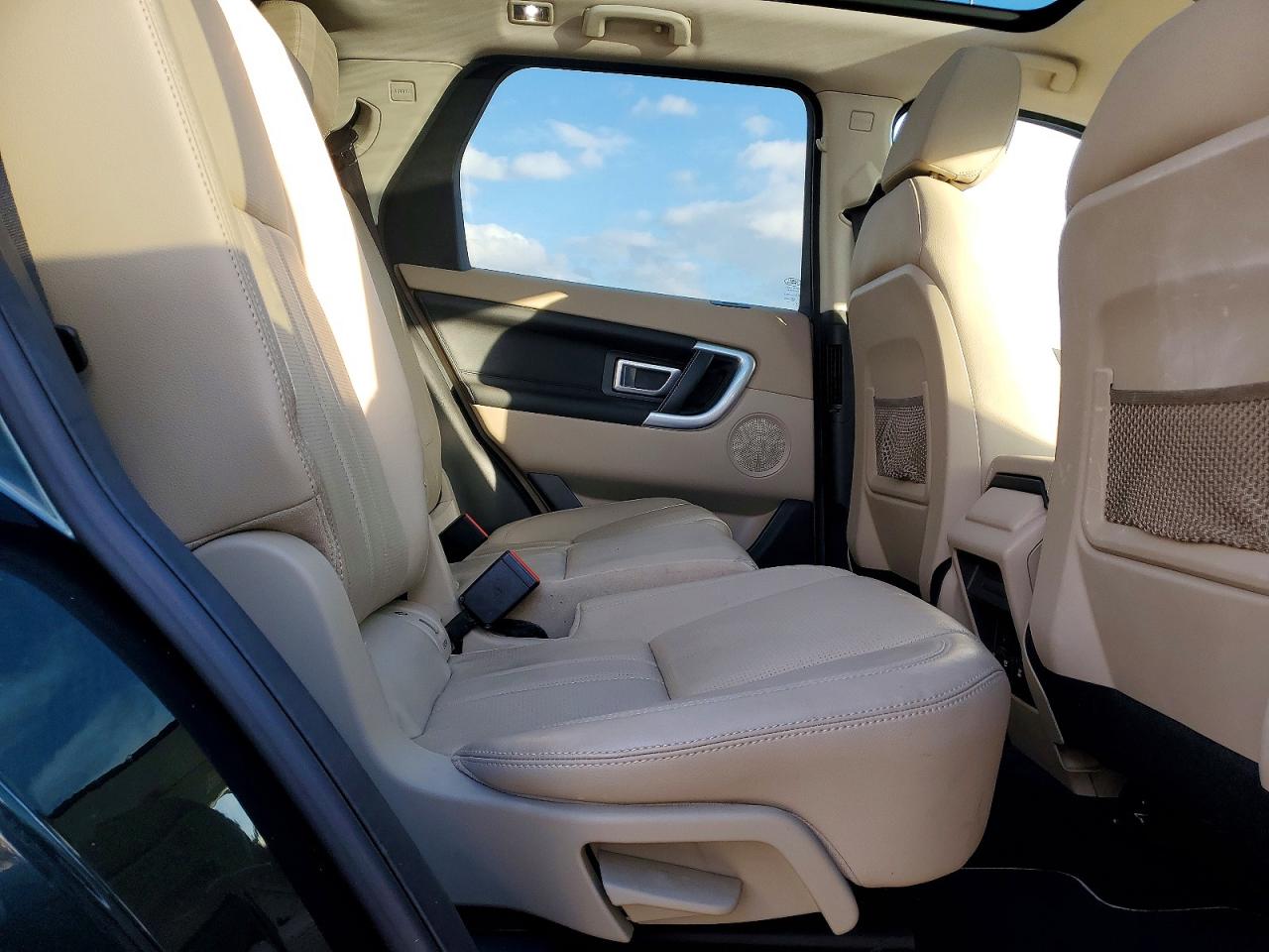 2017 LAND ROVER DISCOVERY