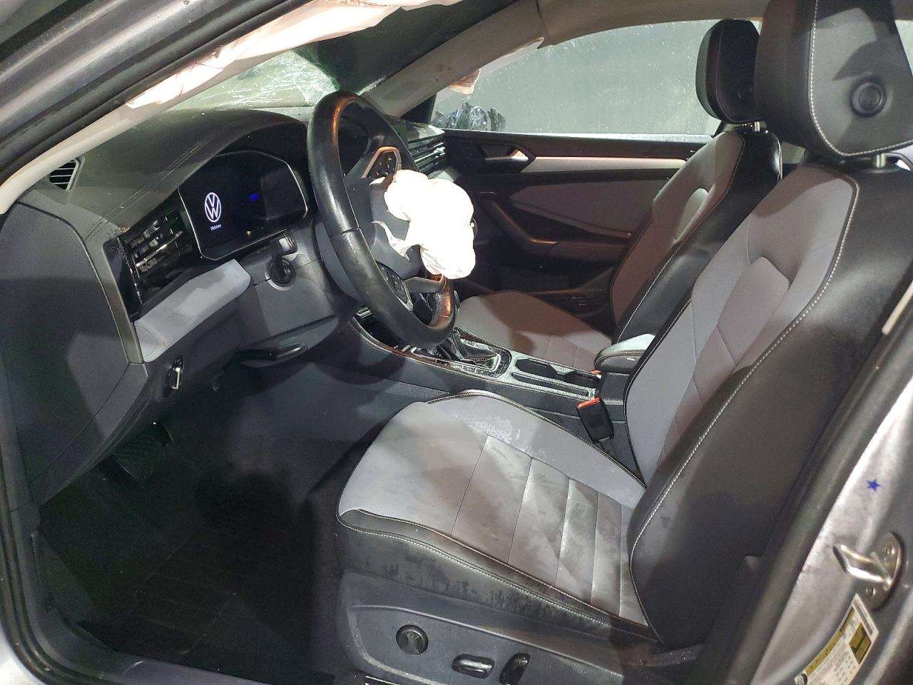 2025 VOLKSWAGEN JETTA
