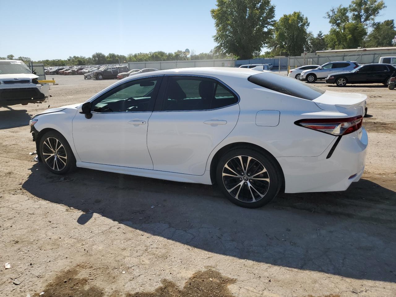 2019 TOYOTA CAMRY
