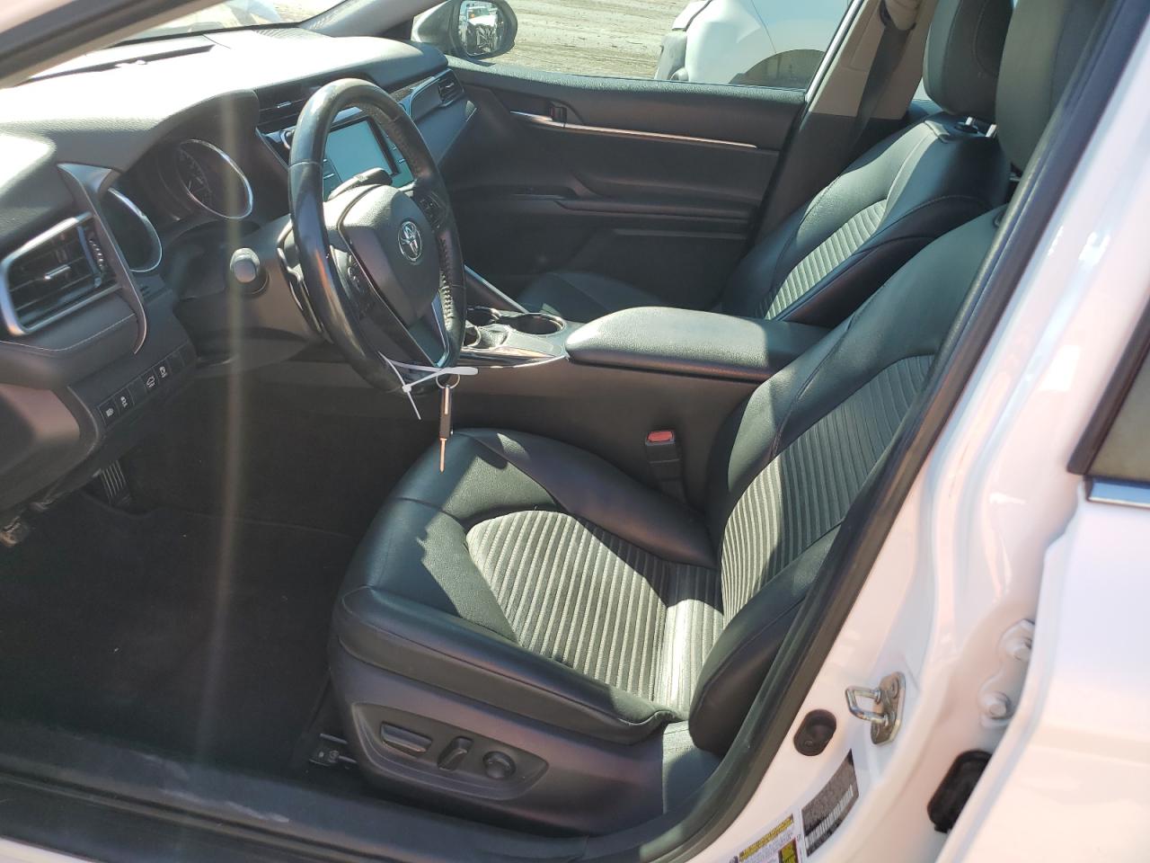 2019 TOYOTA CAMRY