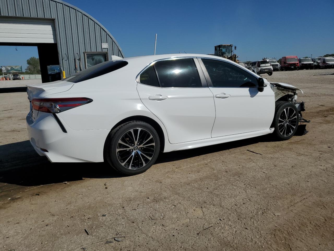 2019 TOYOTA CAMRY