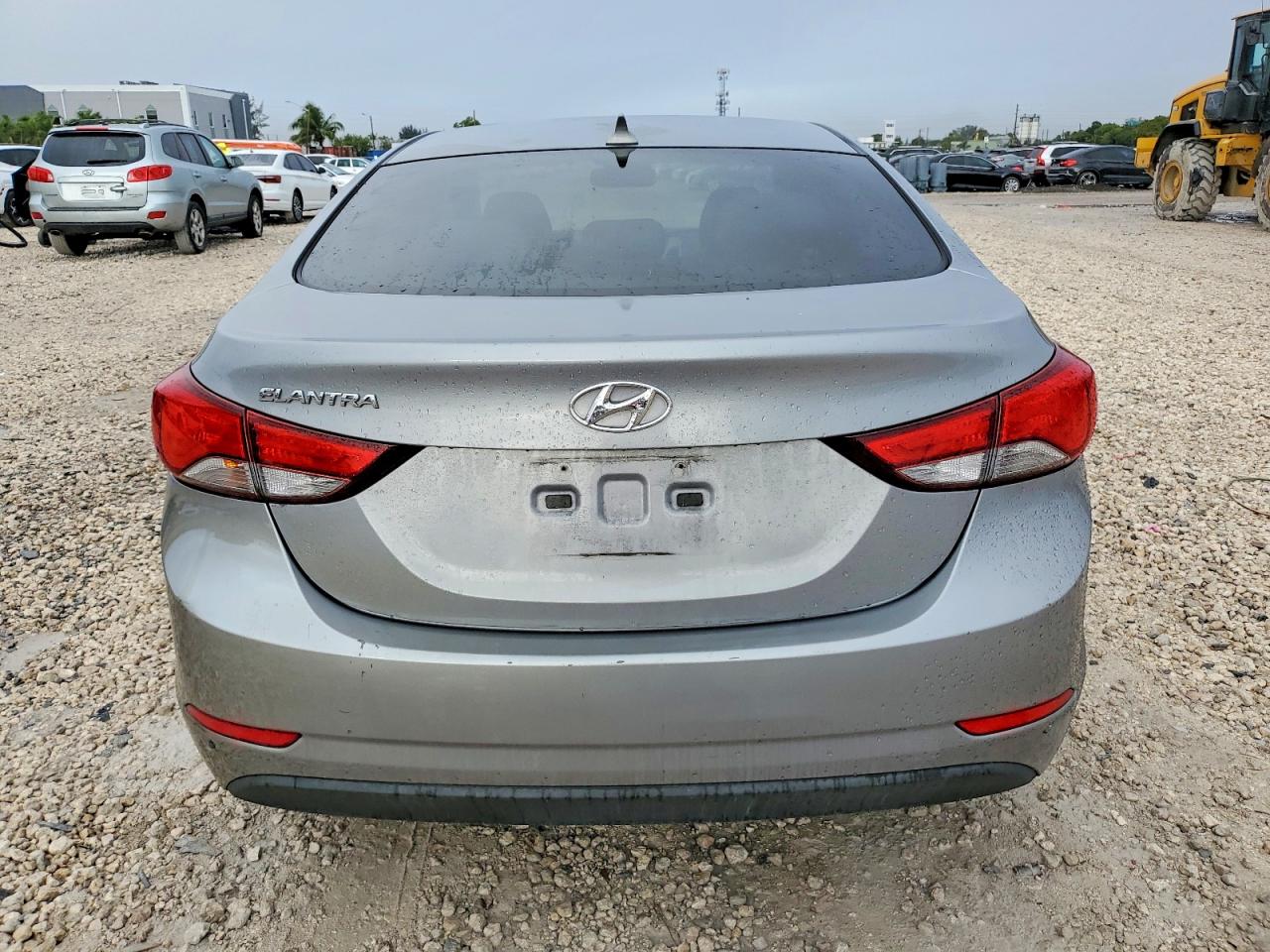 2015 HYUNDAI ELANTRA