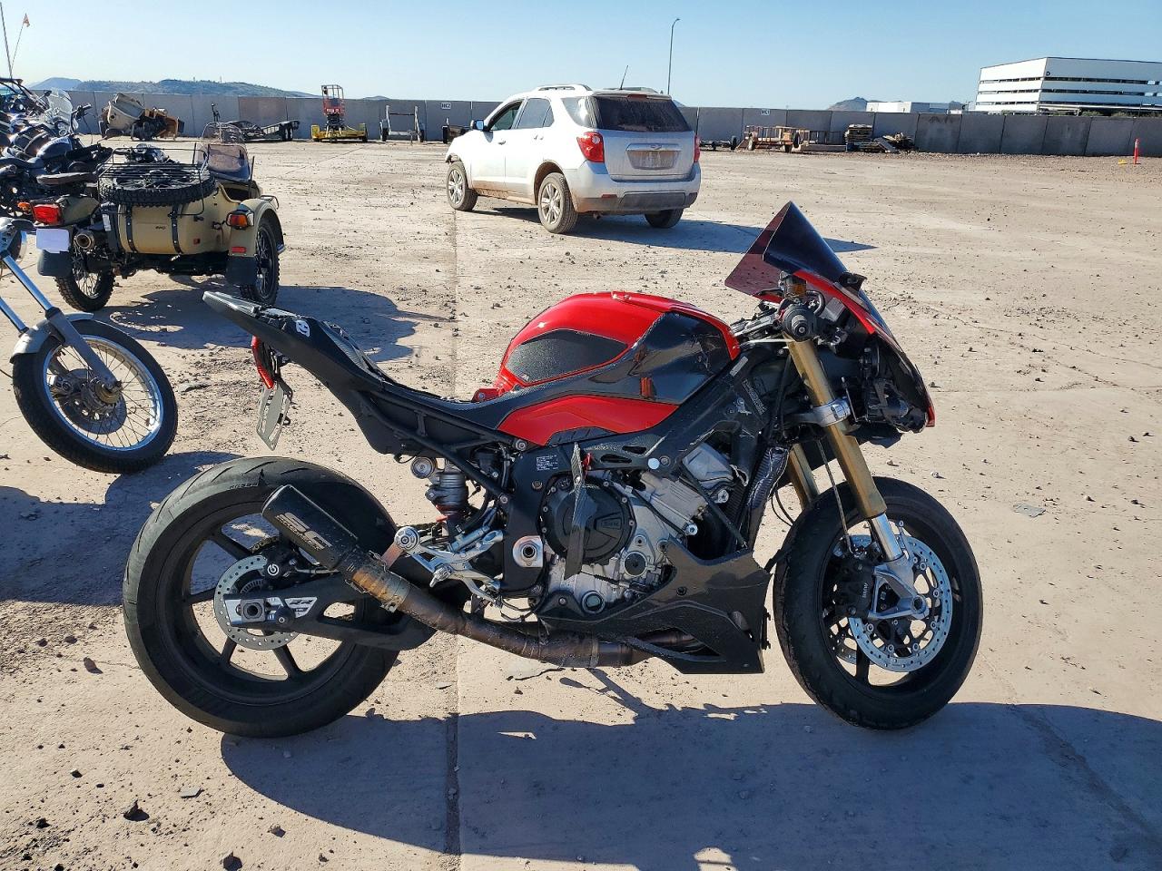 2024 BMW S