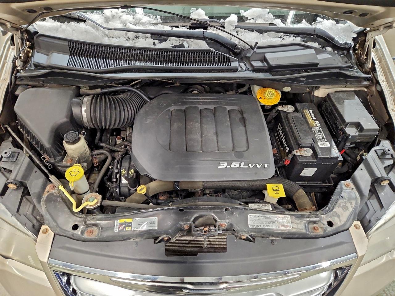 2013 CHRYSLER MINIVAN
