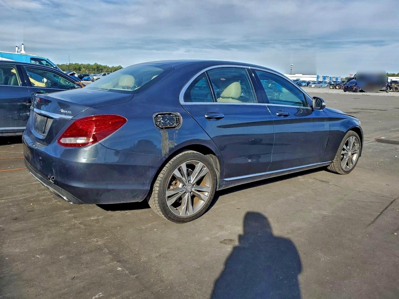 2015 MERCEDES-BENZ C-CLASS