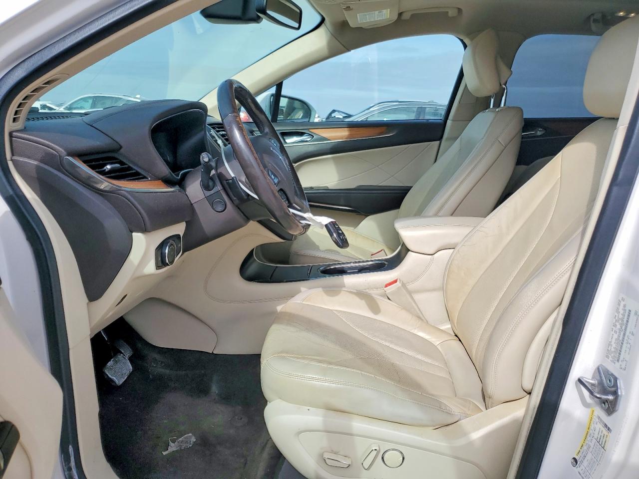 2015 LINCOLN MKZ
