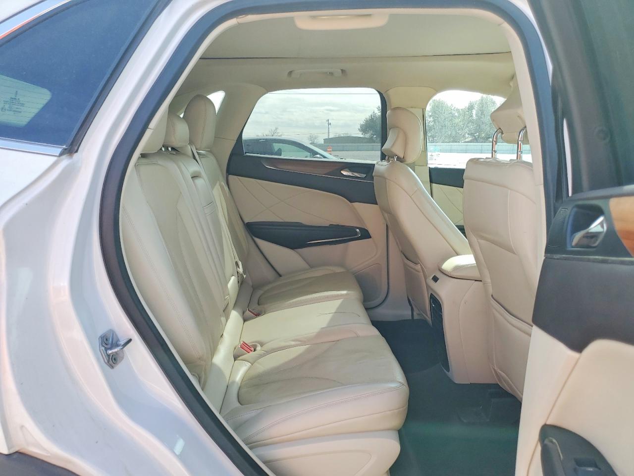 2015 LINCOLN MKZ