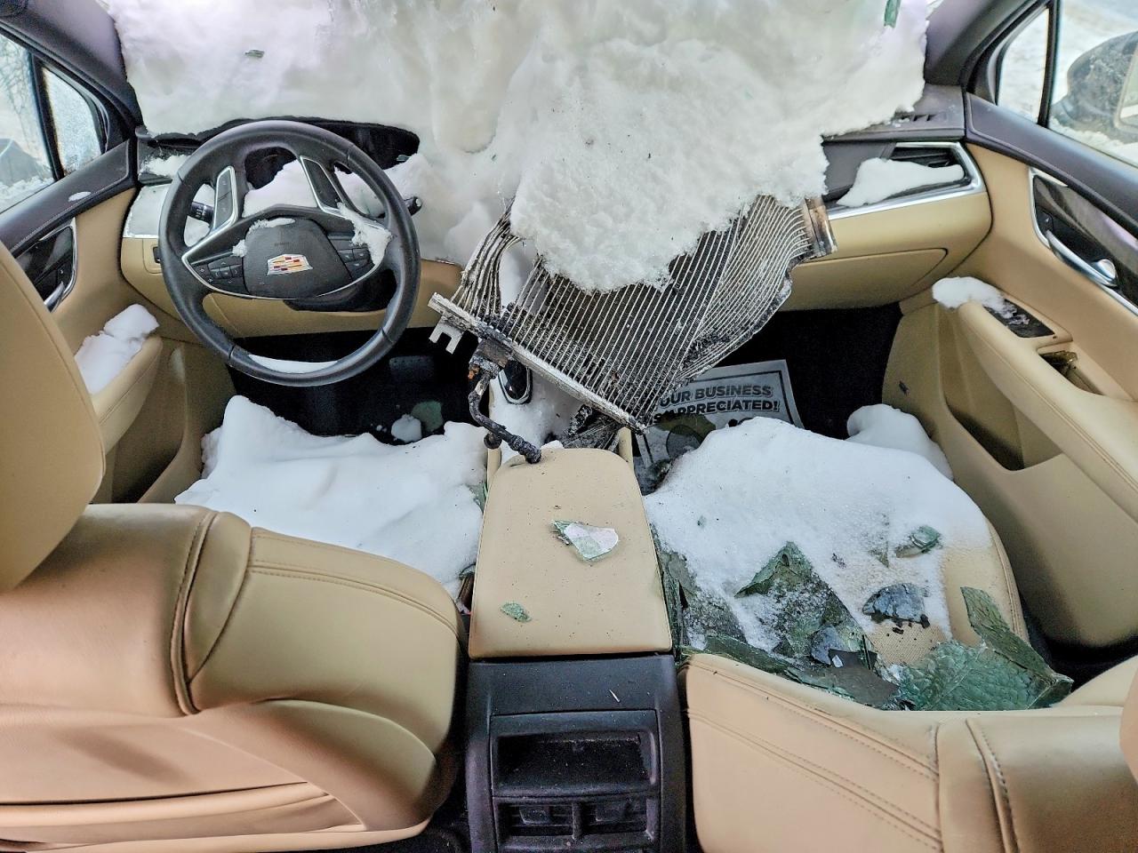 2017 CADILLAC XT5