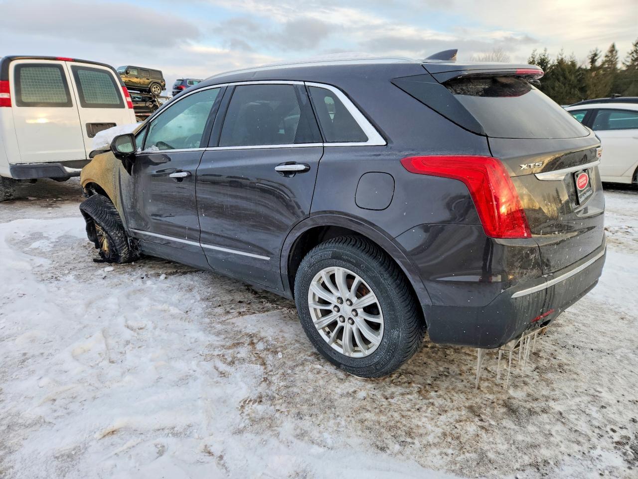 2017 CADILLAC XT5