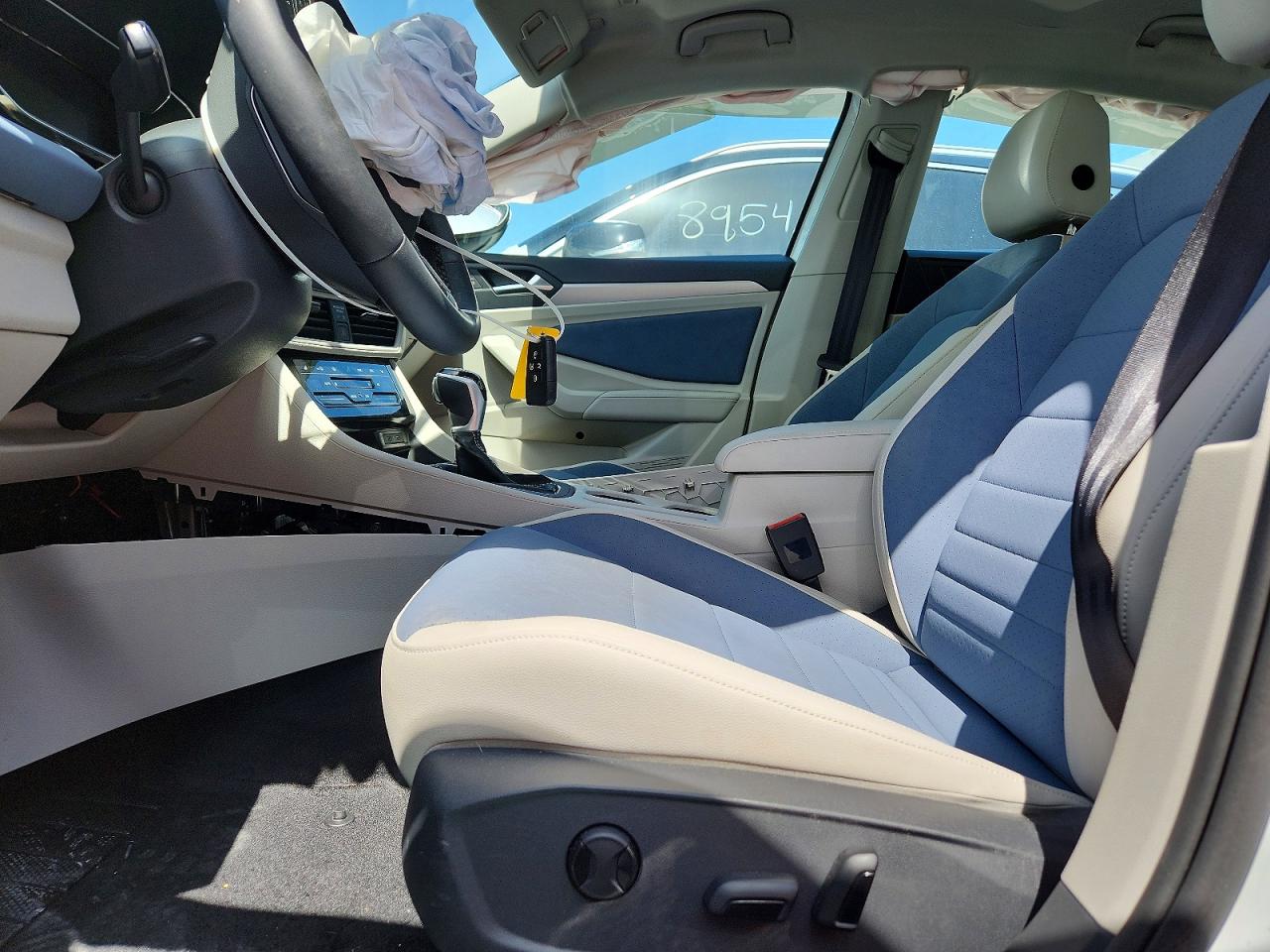2025 VOLKSWAGEN JETTA