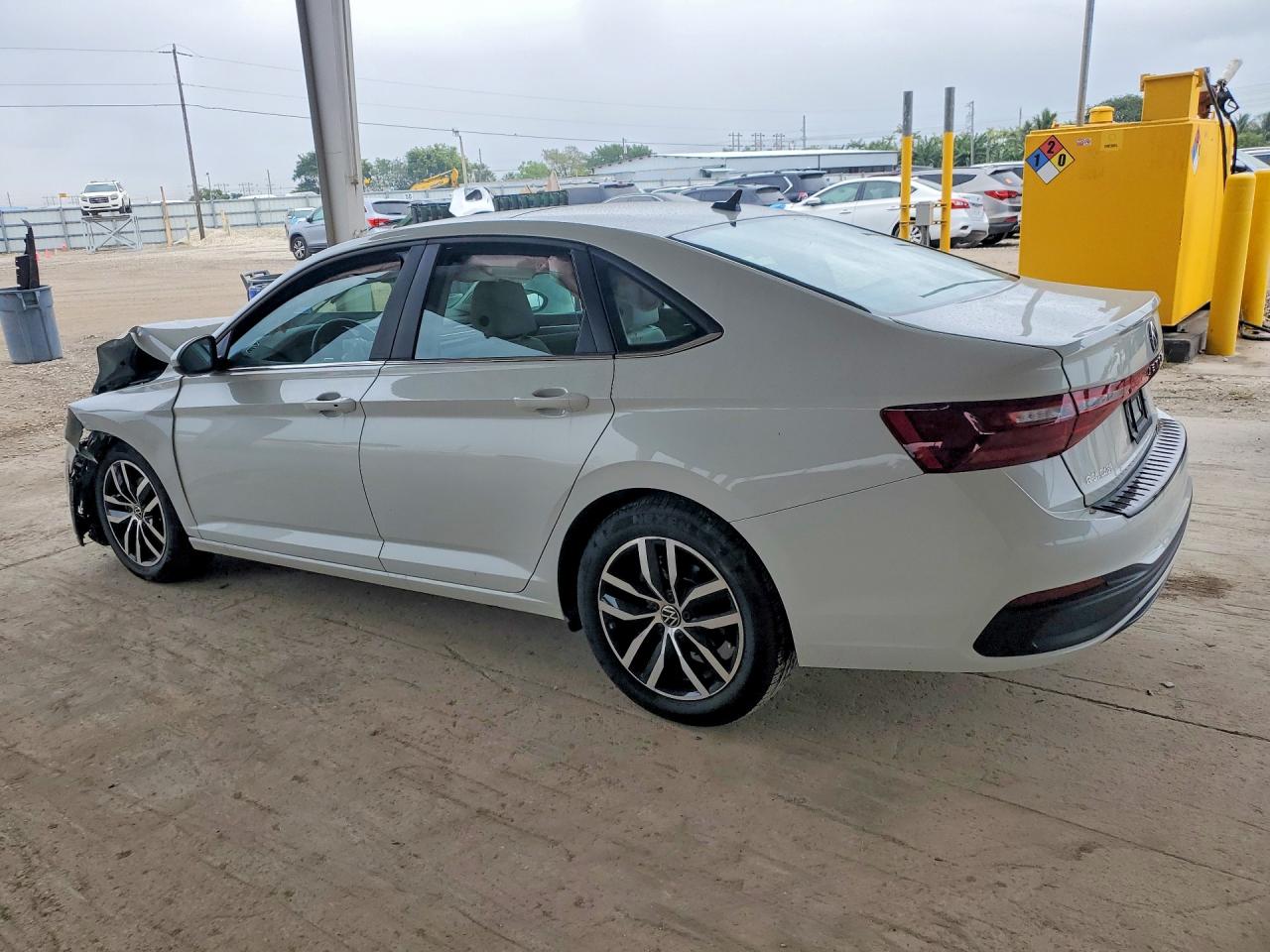 2025 VOLKSWAGEN JETTA