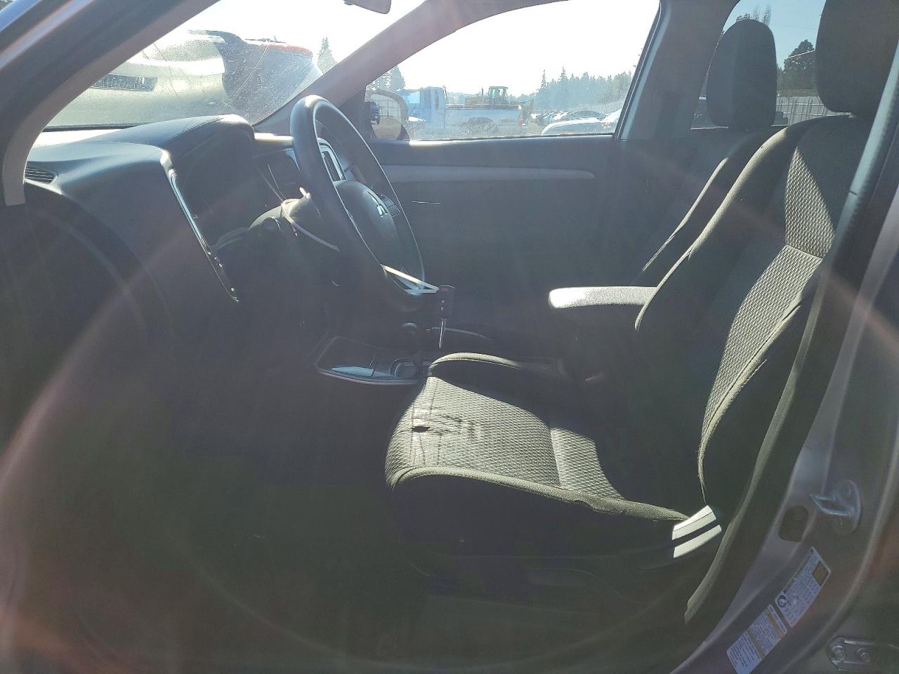 2018 MITSUBISHI OUTLANDER