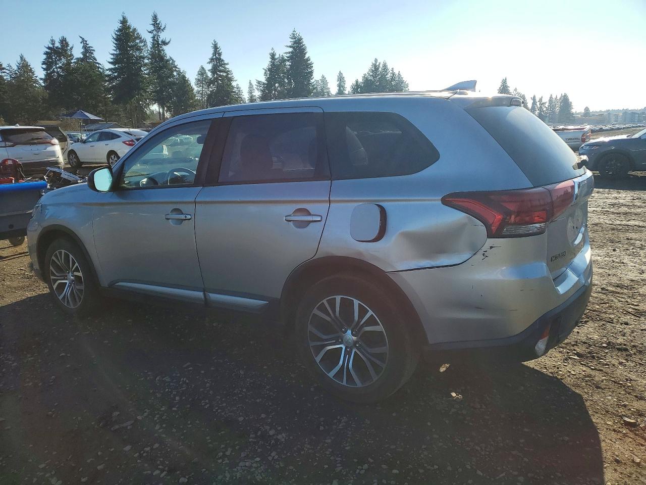 2018 MITSUBISHI OUTLANDER