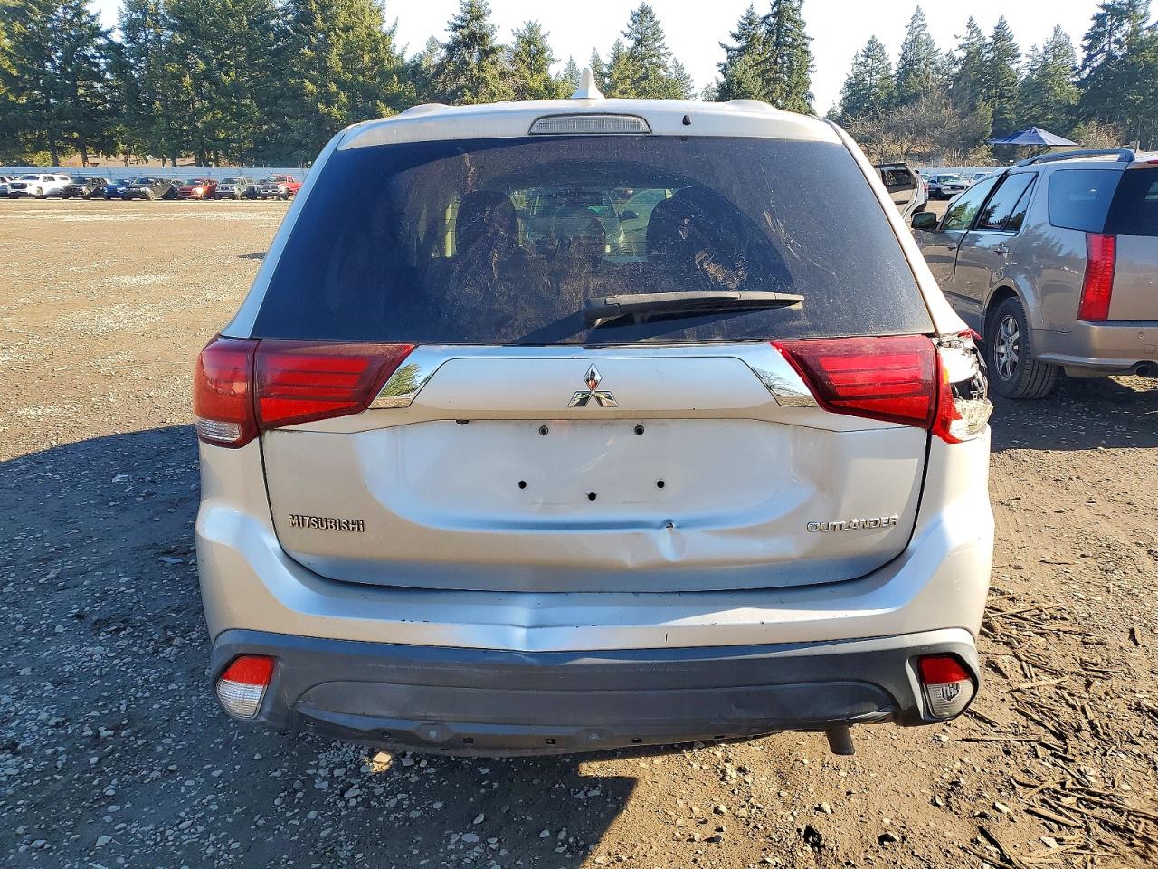 2018 MITSUBISHI OUTLANDER
