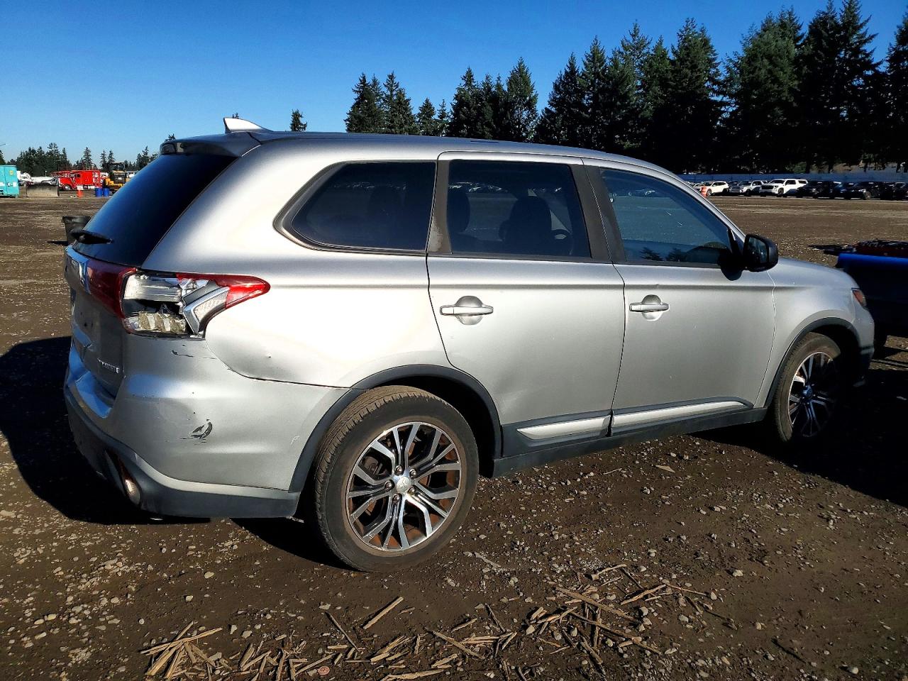 2018 MITSUBISHI OUTLANDER