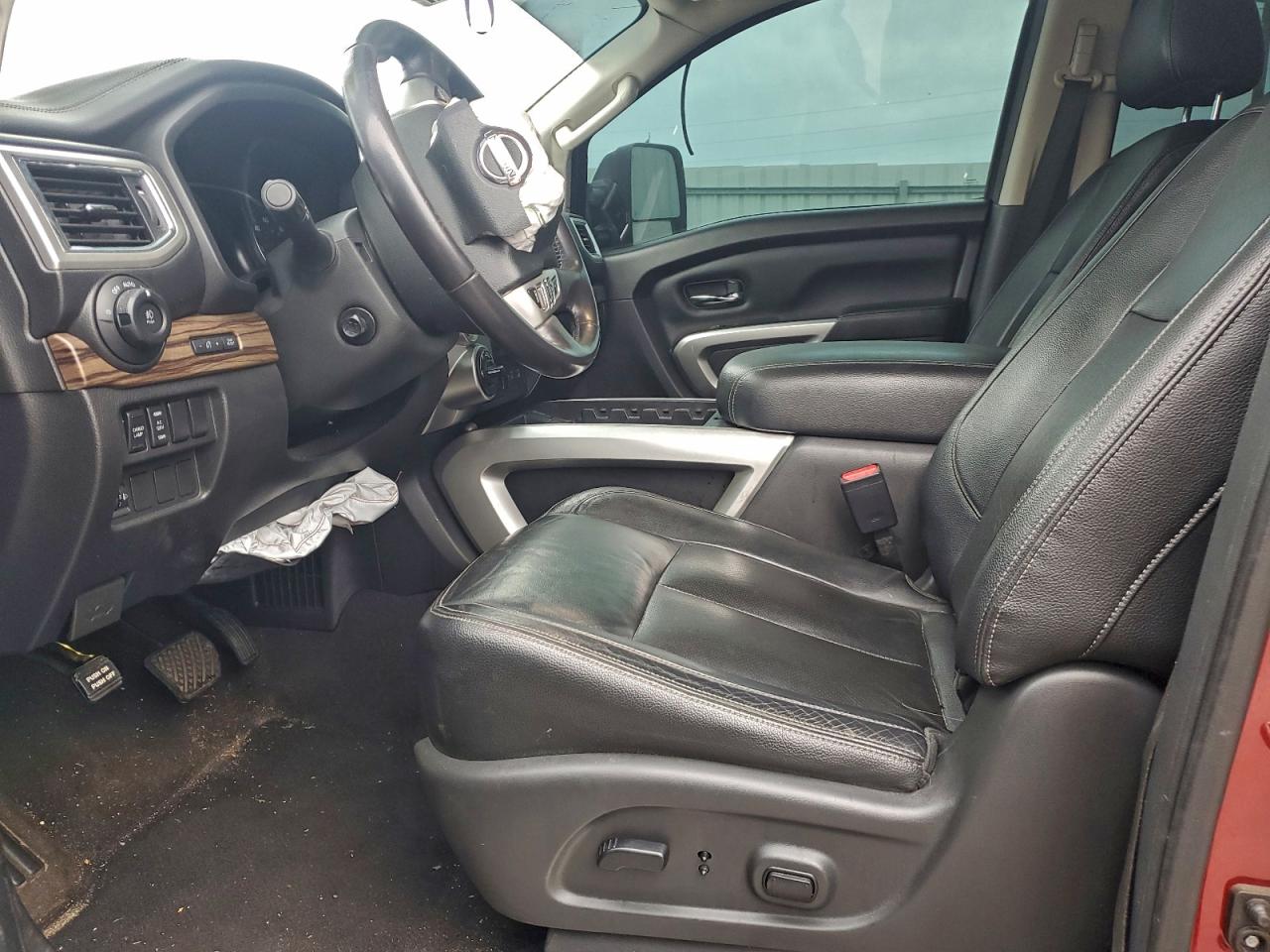 2021 NISSAN TITAN