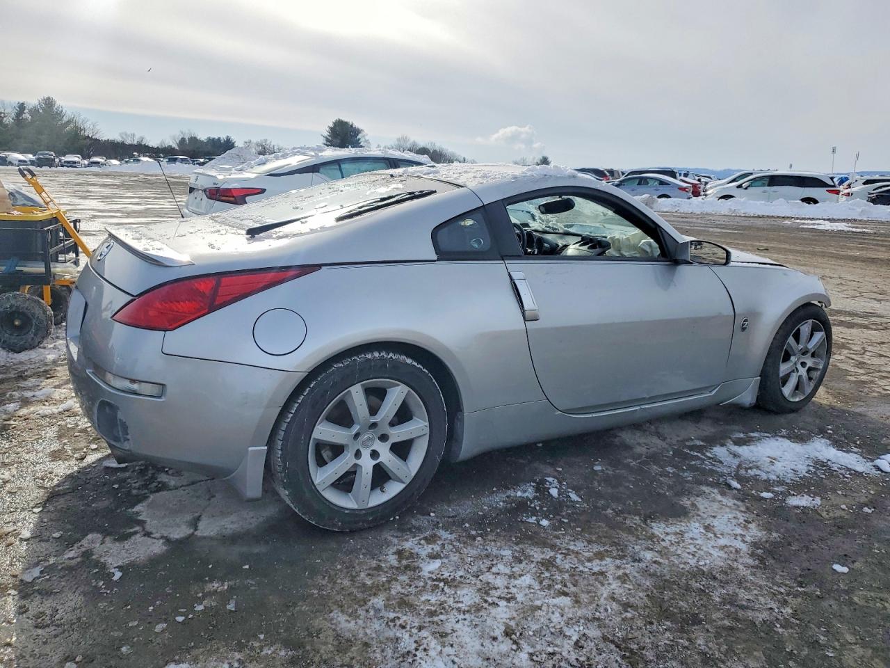 2005 NISSAN 350Z