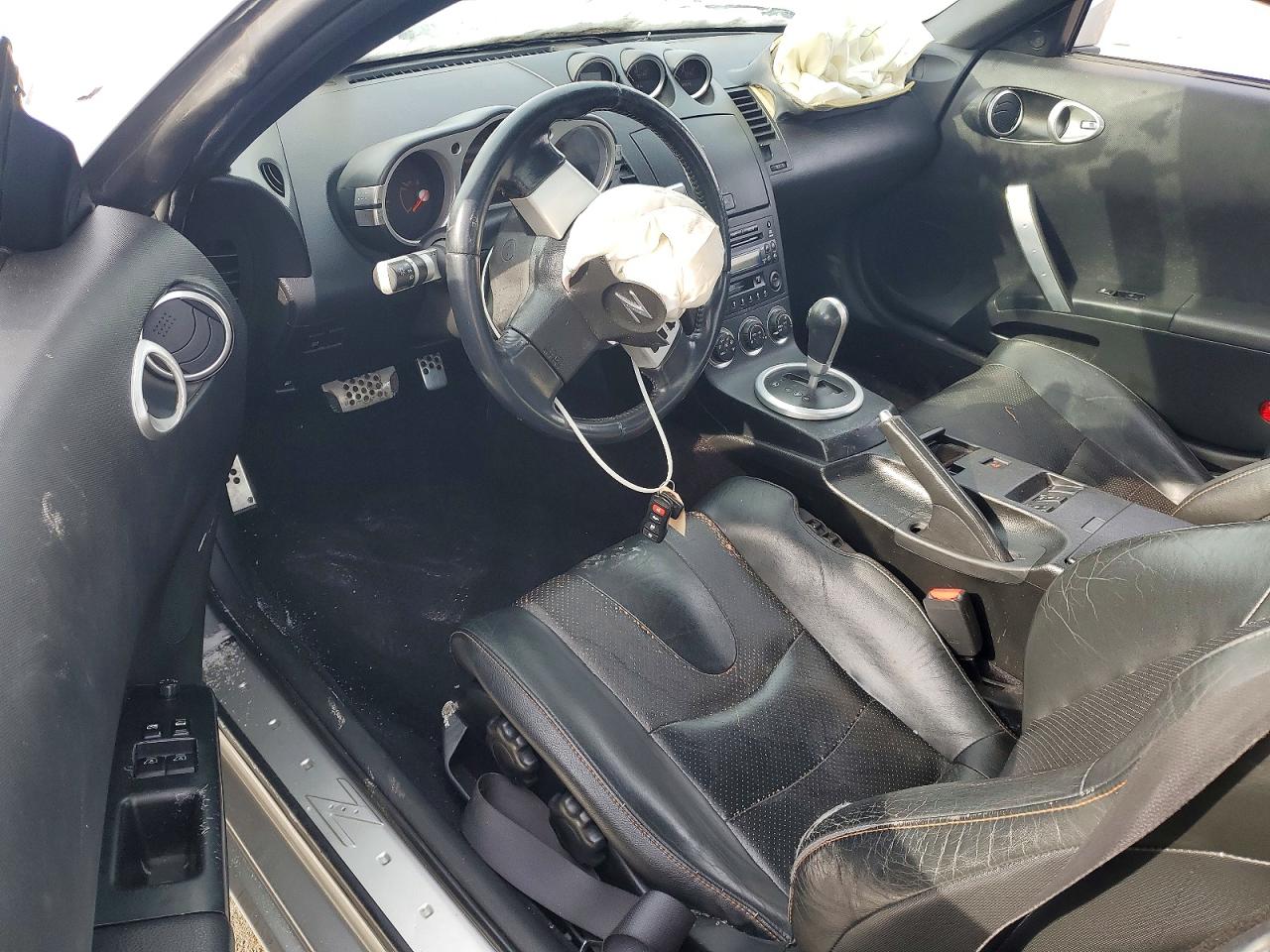2005 NISSAN 350Z
