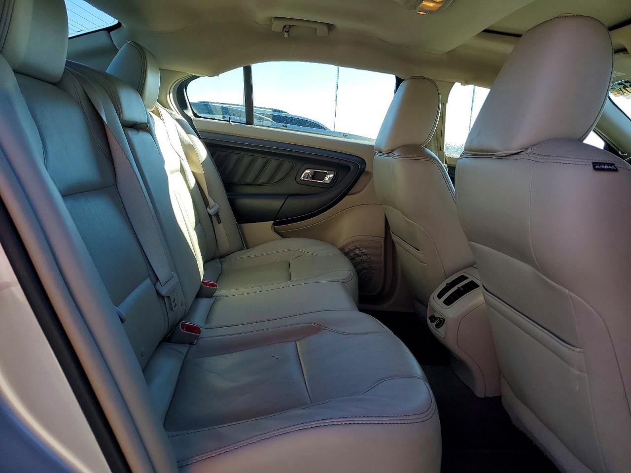 2010 FORD TAURUS