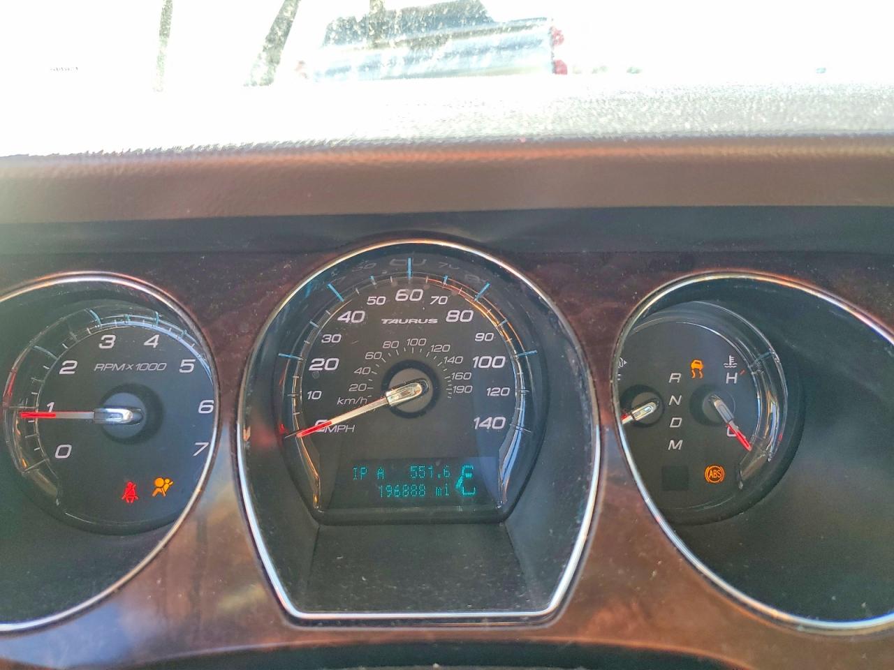 2010 FORD TAURUS