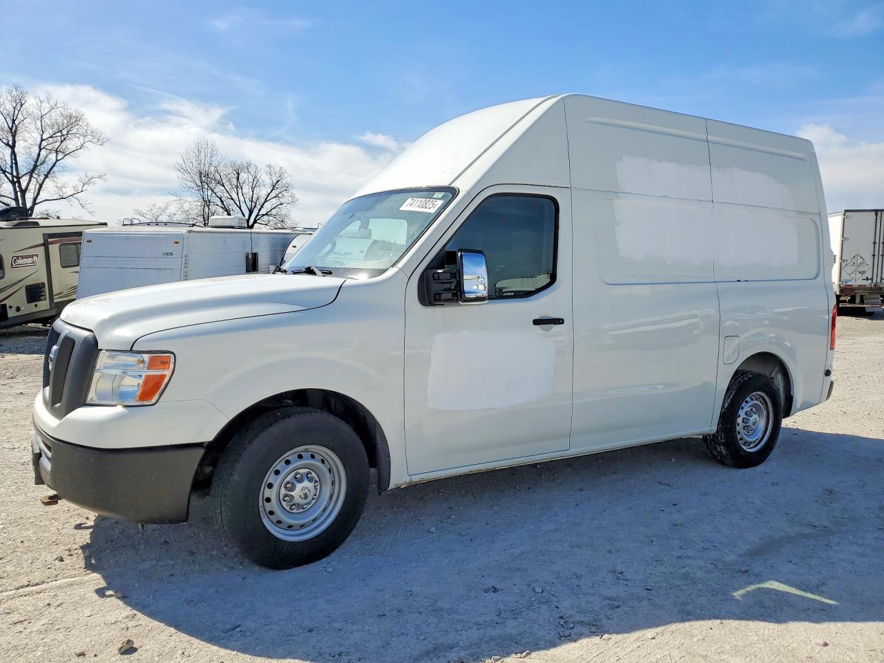 2015 NISSAN NV