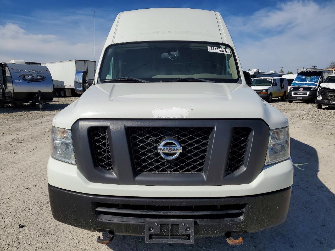 2015 NISSAN NV