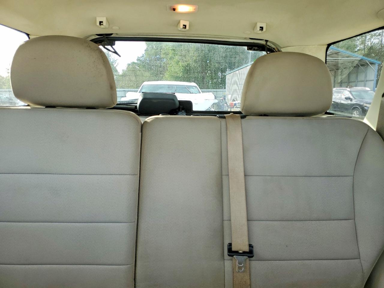 2010 FORD ESCAPE