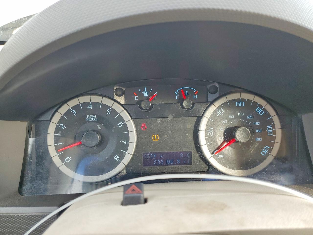 2010 FORD ESCAPE