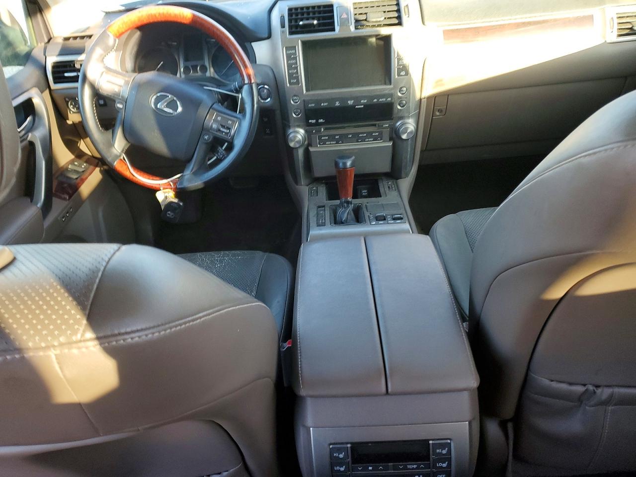 2011 LEXUS GX