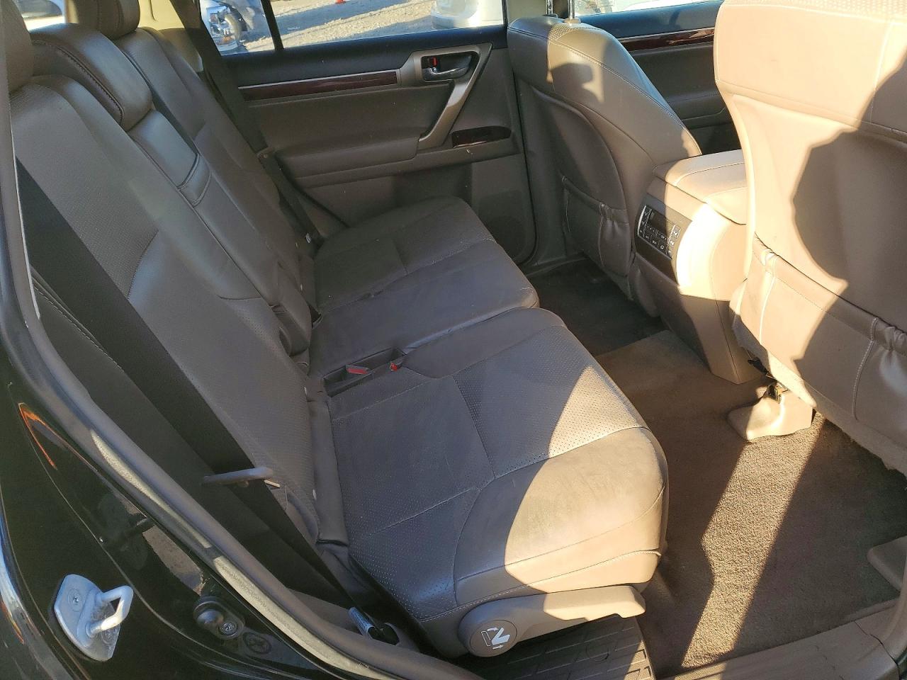 2011 LEXUS GX