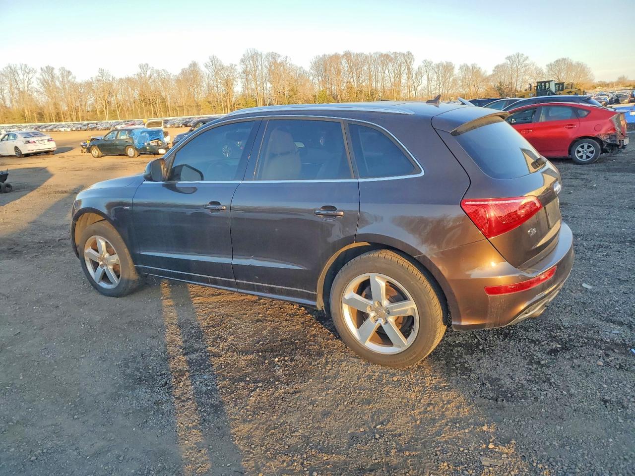 2011 AUDI Q5