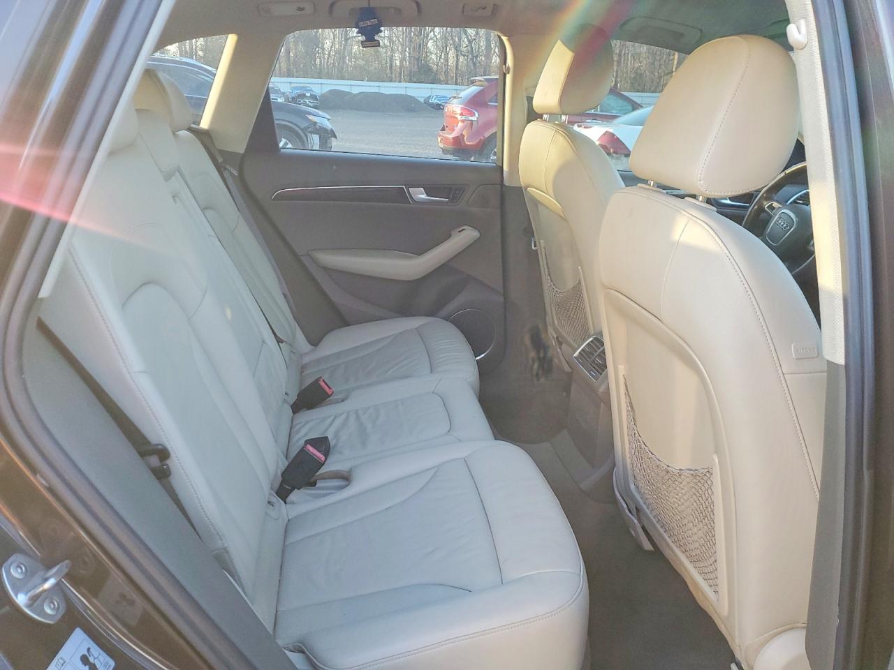 2011 AUDI Q5