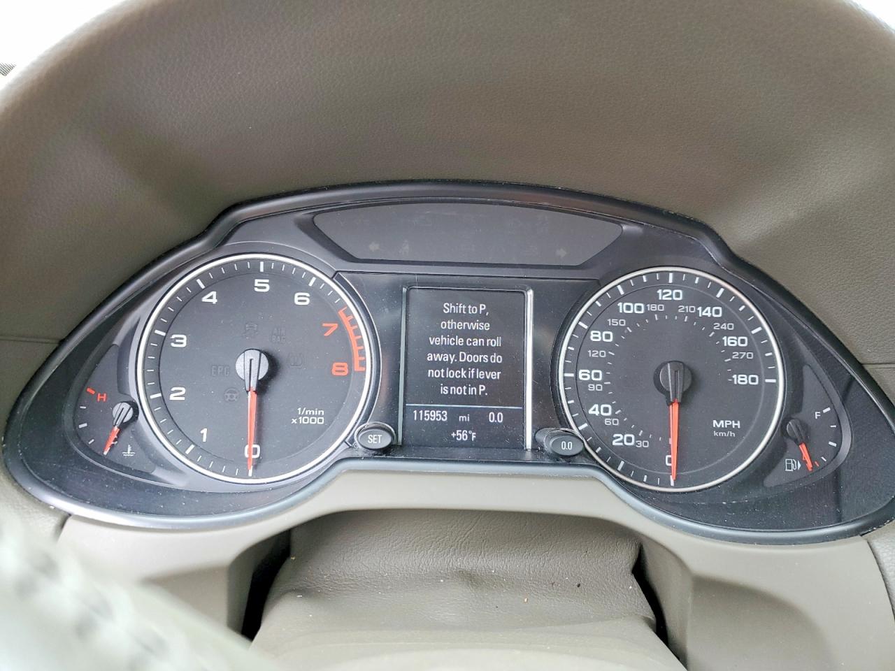 2011 AUDI Q5