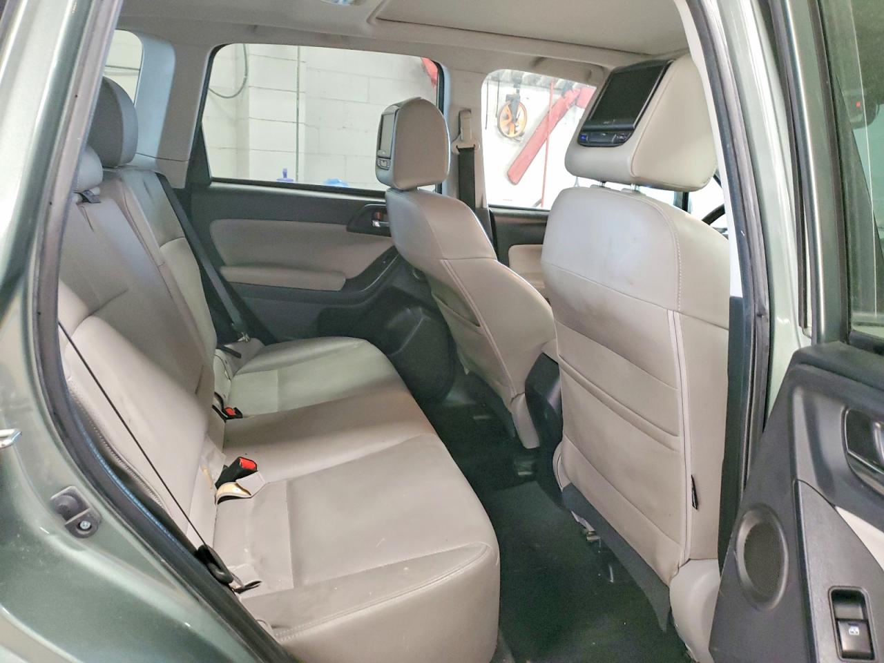 2015 SUBARU FORESTER