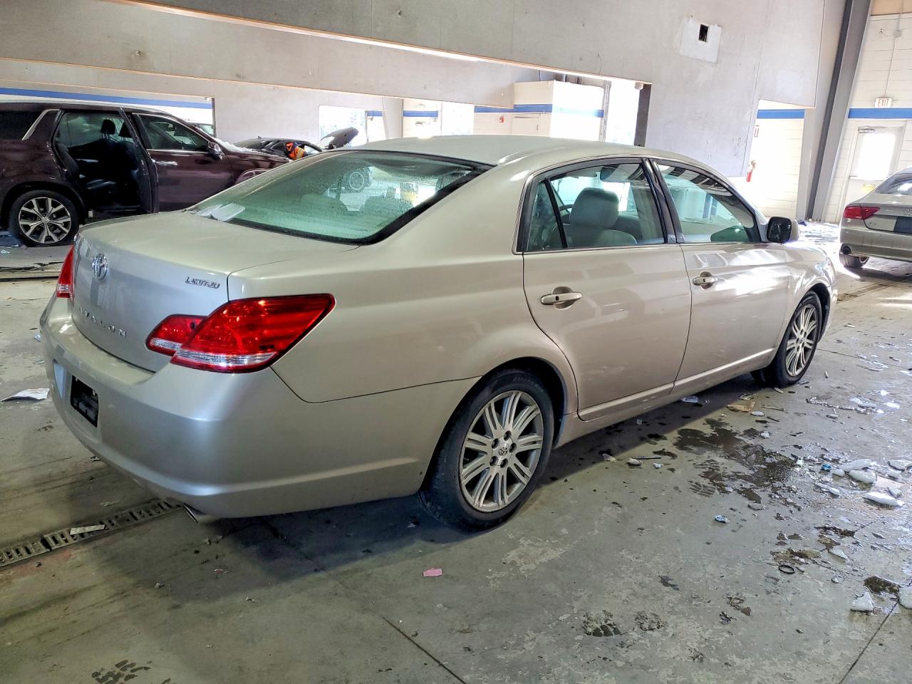 2007 TOYOTA AVALON