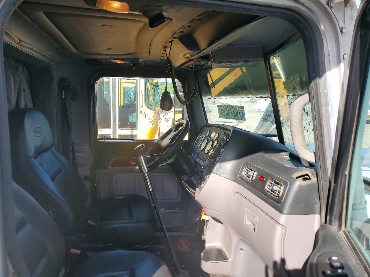 2016 PETERBILT ALL MODELS